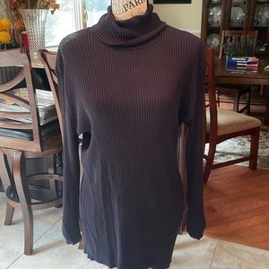 NWOT Harve  Bernard size XL black light weight top